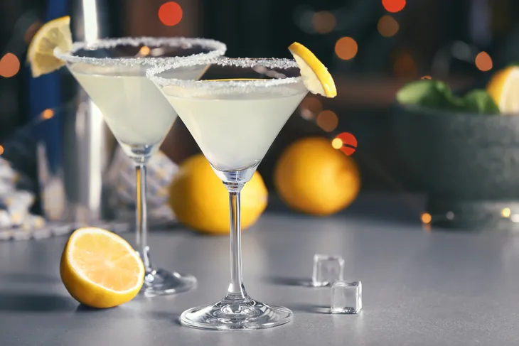 Lemon Drop Martini (with Limoncello) - Foodology Geek