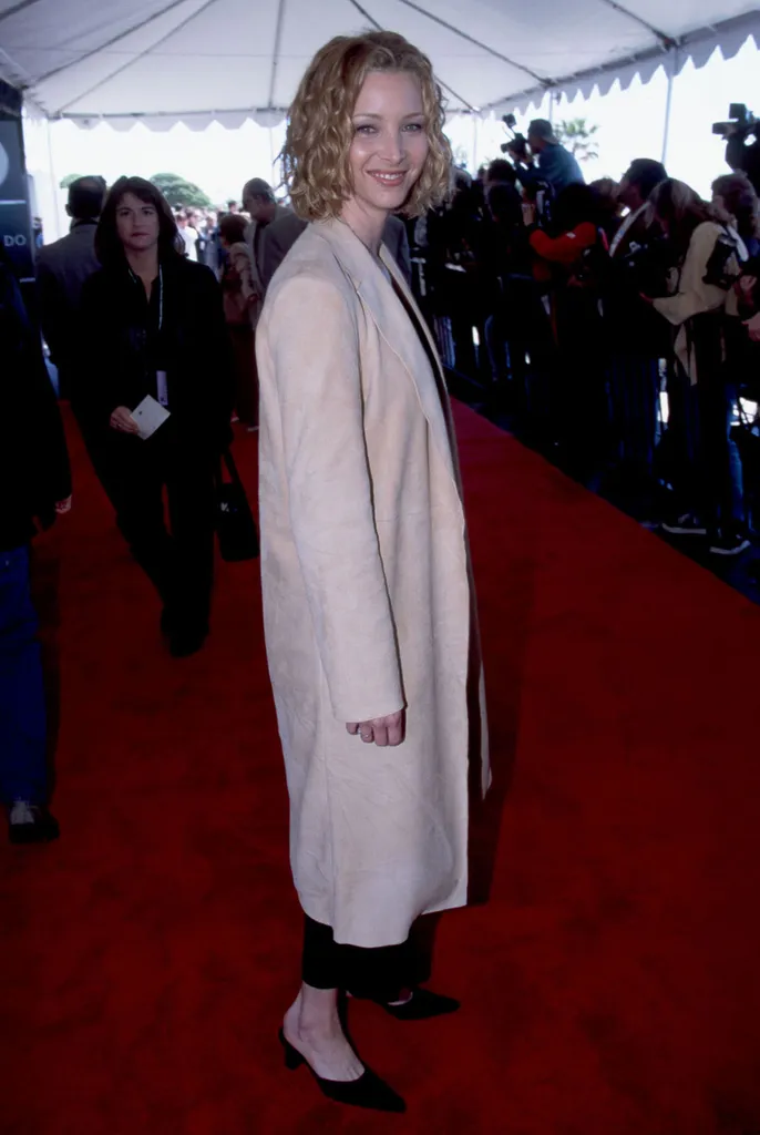 Rare Red Carpet Photos From The ’90s – ActiveBeat – Your Daily Dose of ...