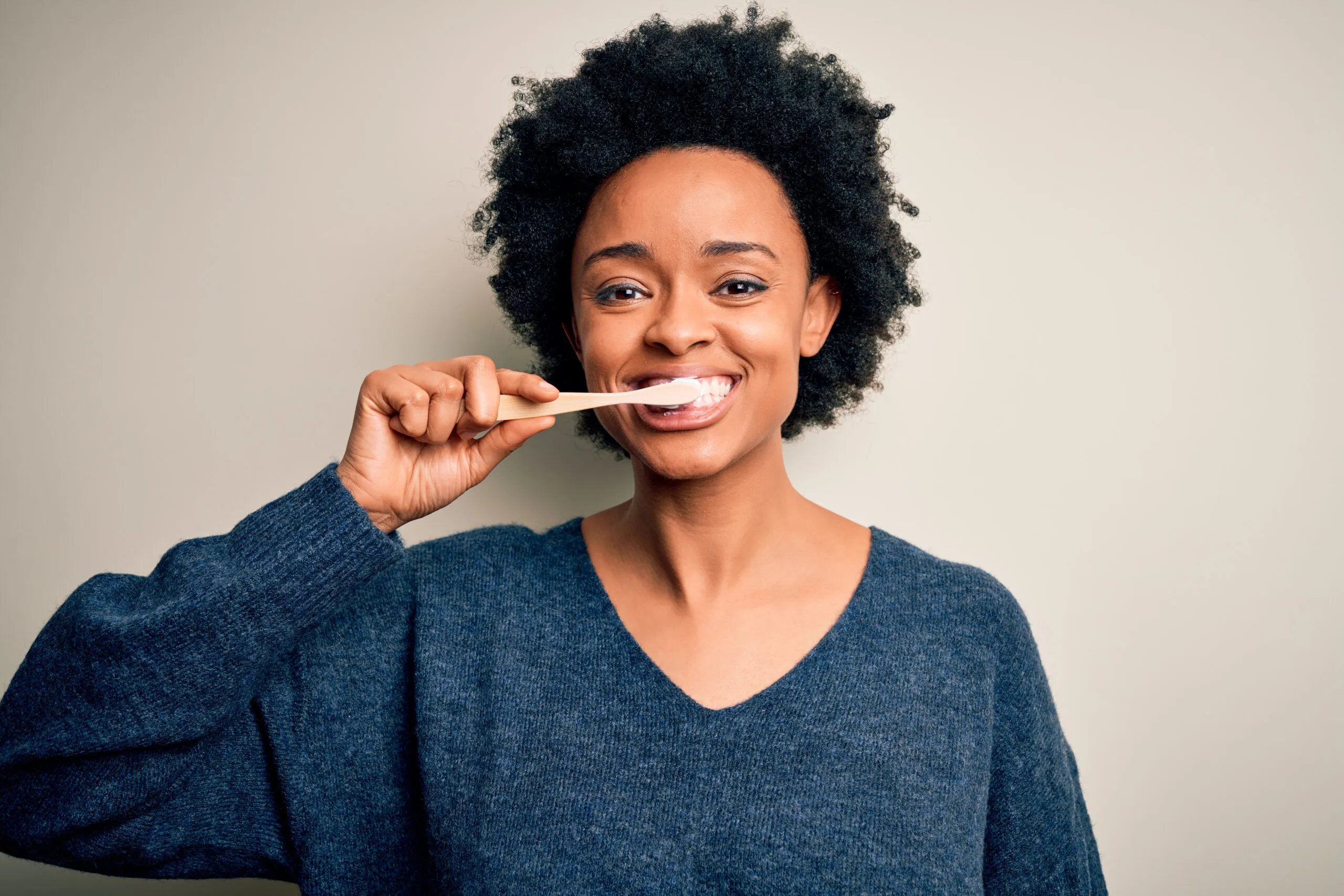 Teeth Whitening Toothpaste: Your Affordable Tool for a Stunning Smile