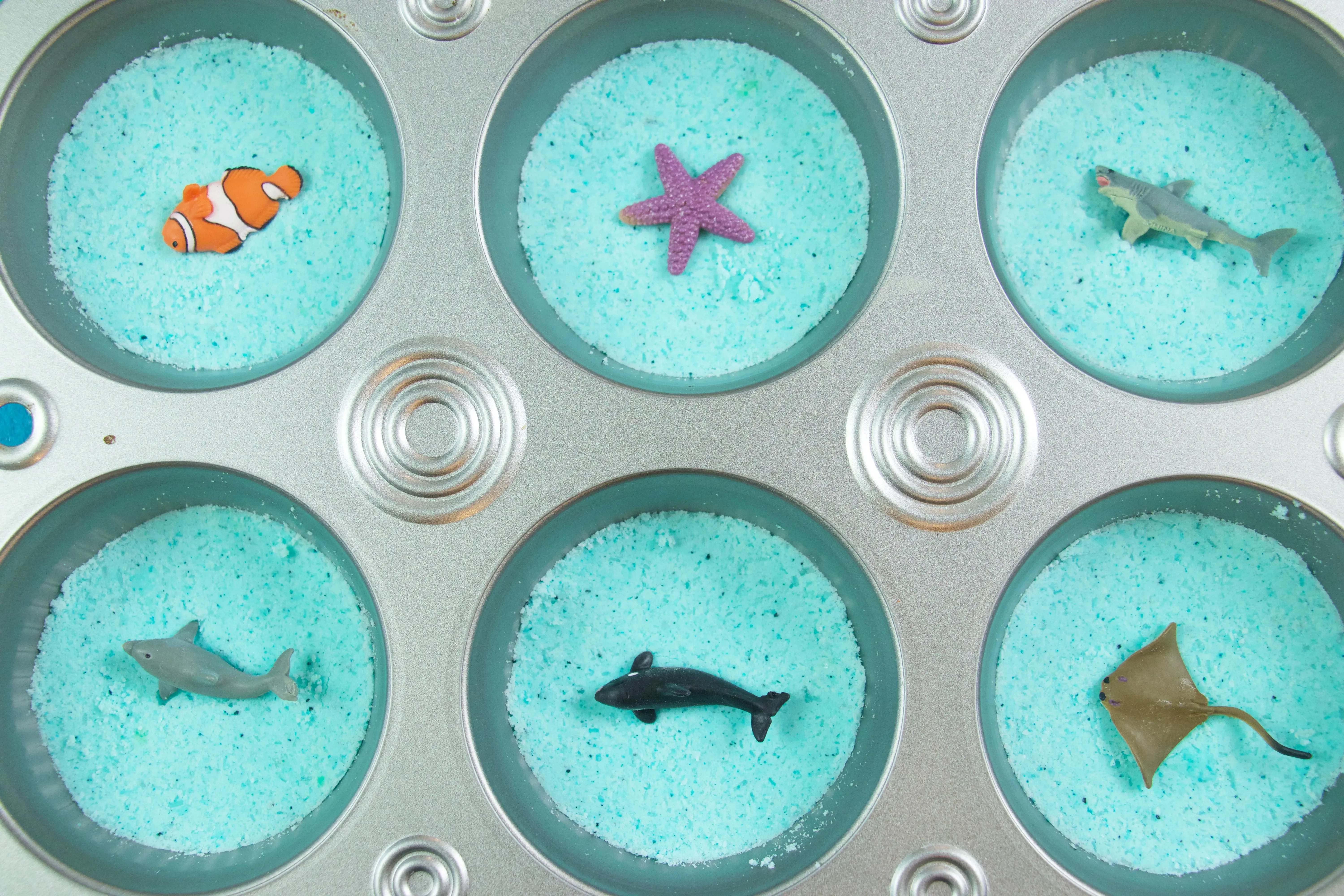 DIY: Easy Surprise Muffin Tin Bath Bombs