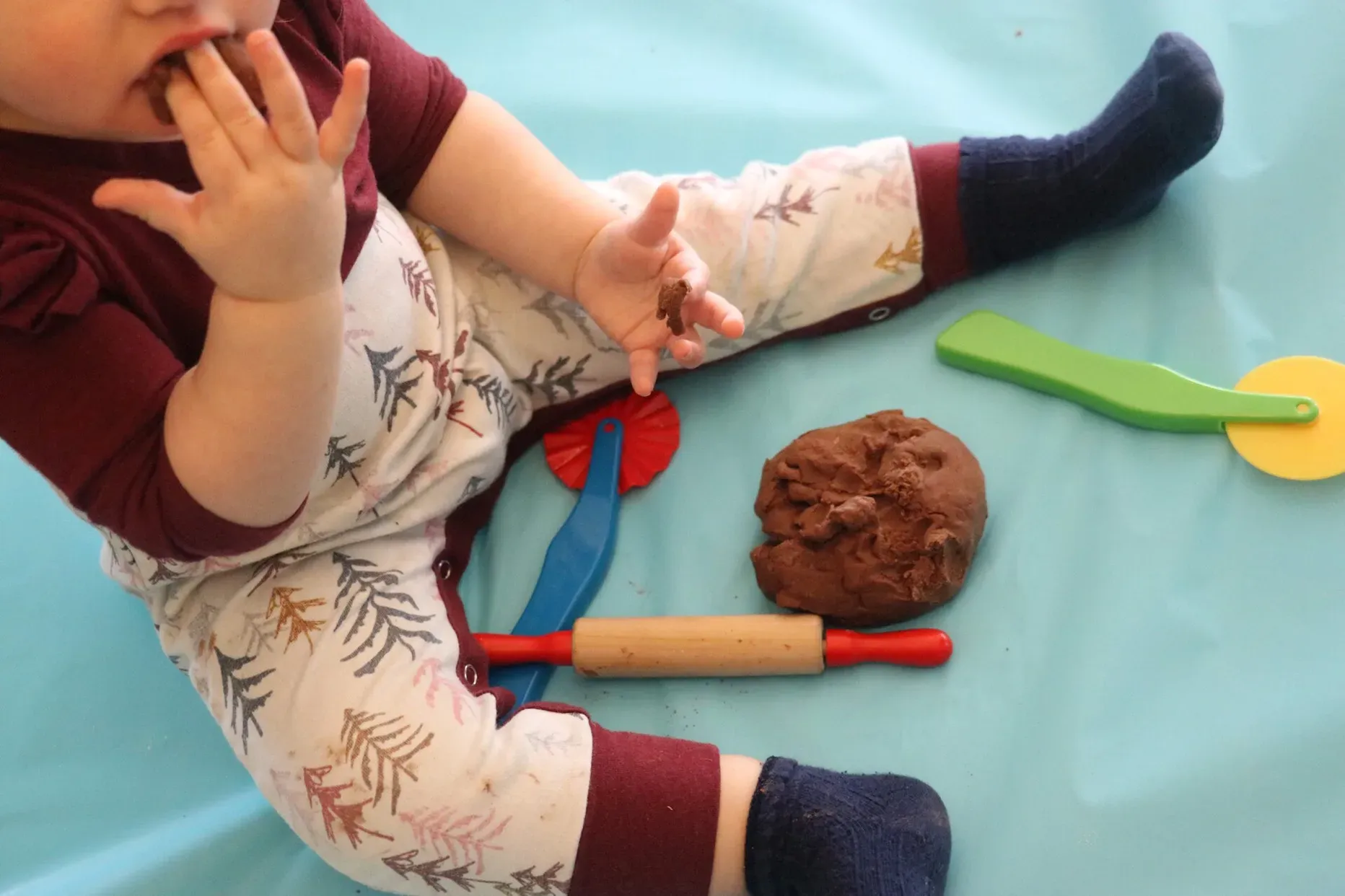 5-Minute Edible Chocolate Playdough