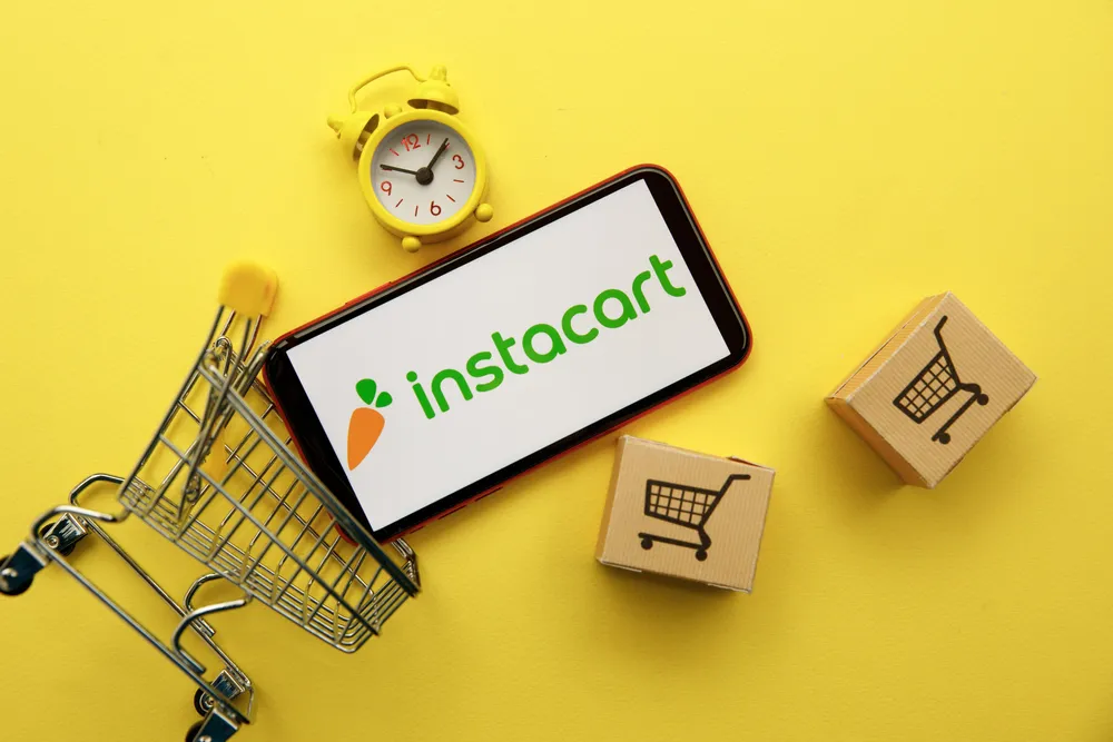 Instacart Shopper App: Save Money with Grocery Delivery Service