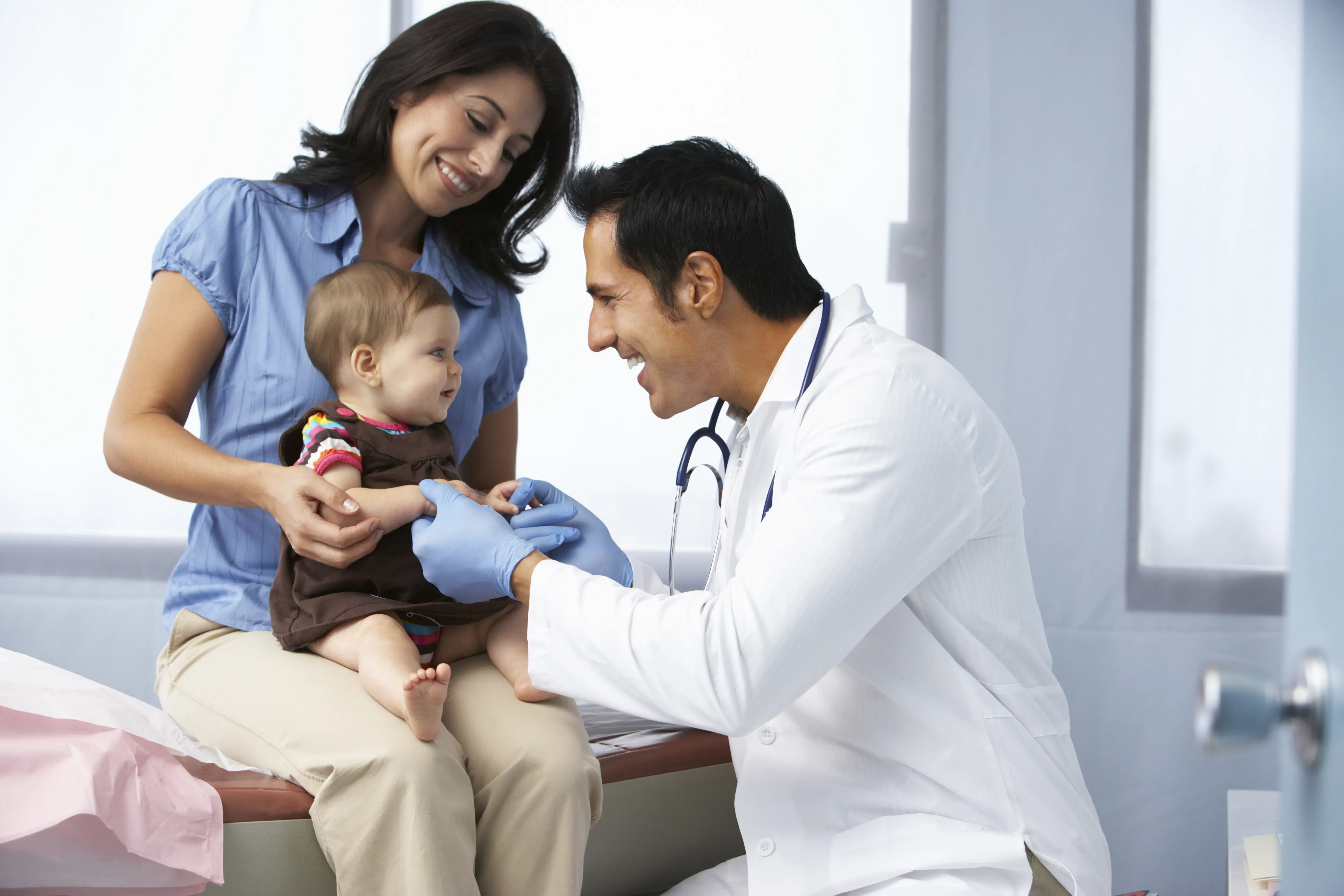 How to Choose the Right Pediatrician For Your Child