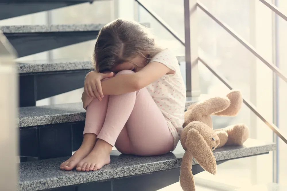 Kids With Anxiety: Symptoms, Types, And Treatment