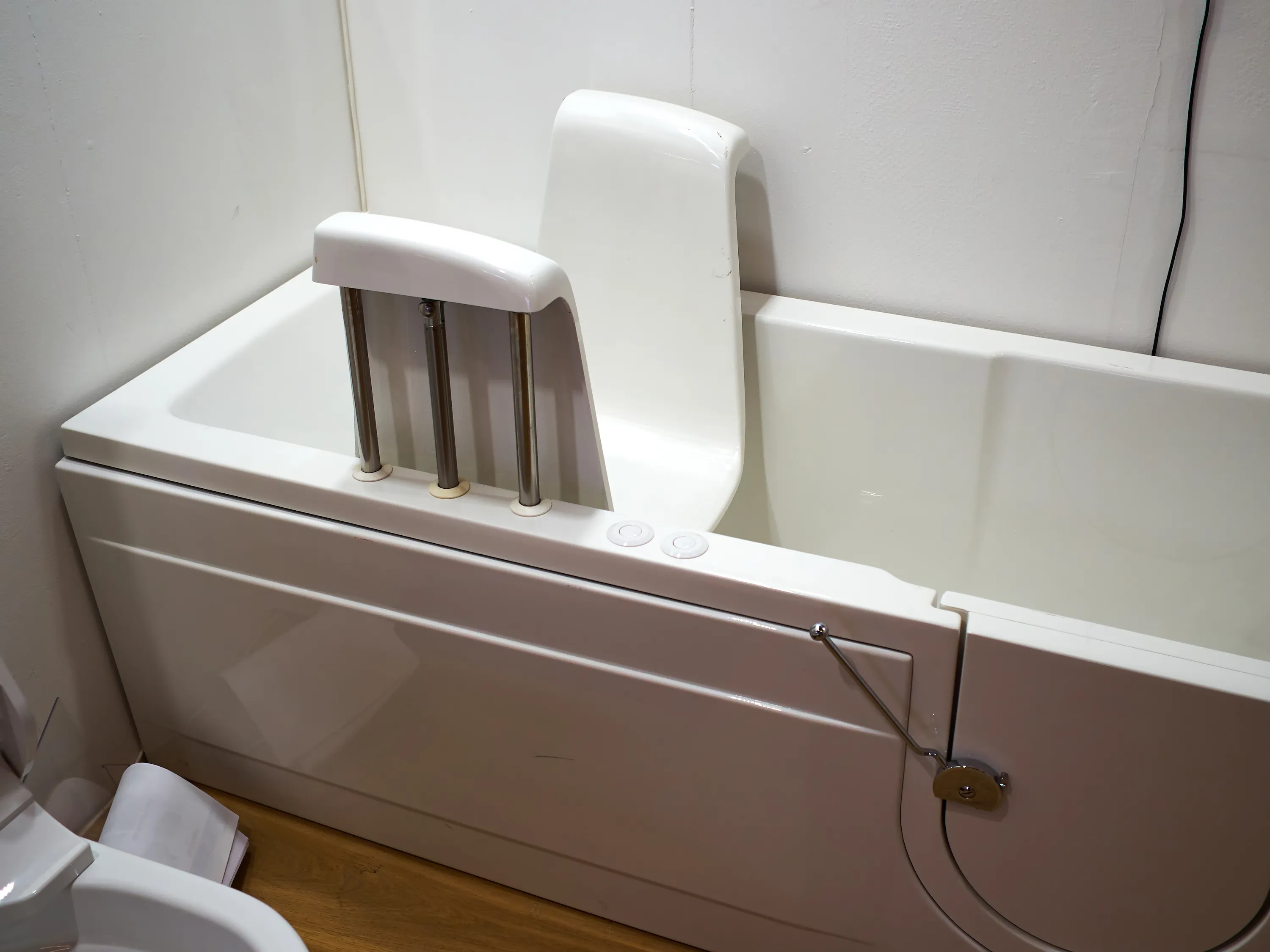 Safe and Affordable Walk-In Tubs for Seniors