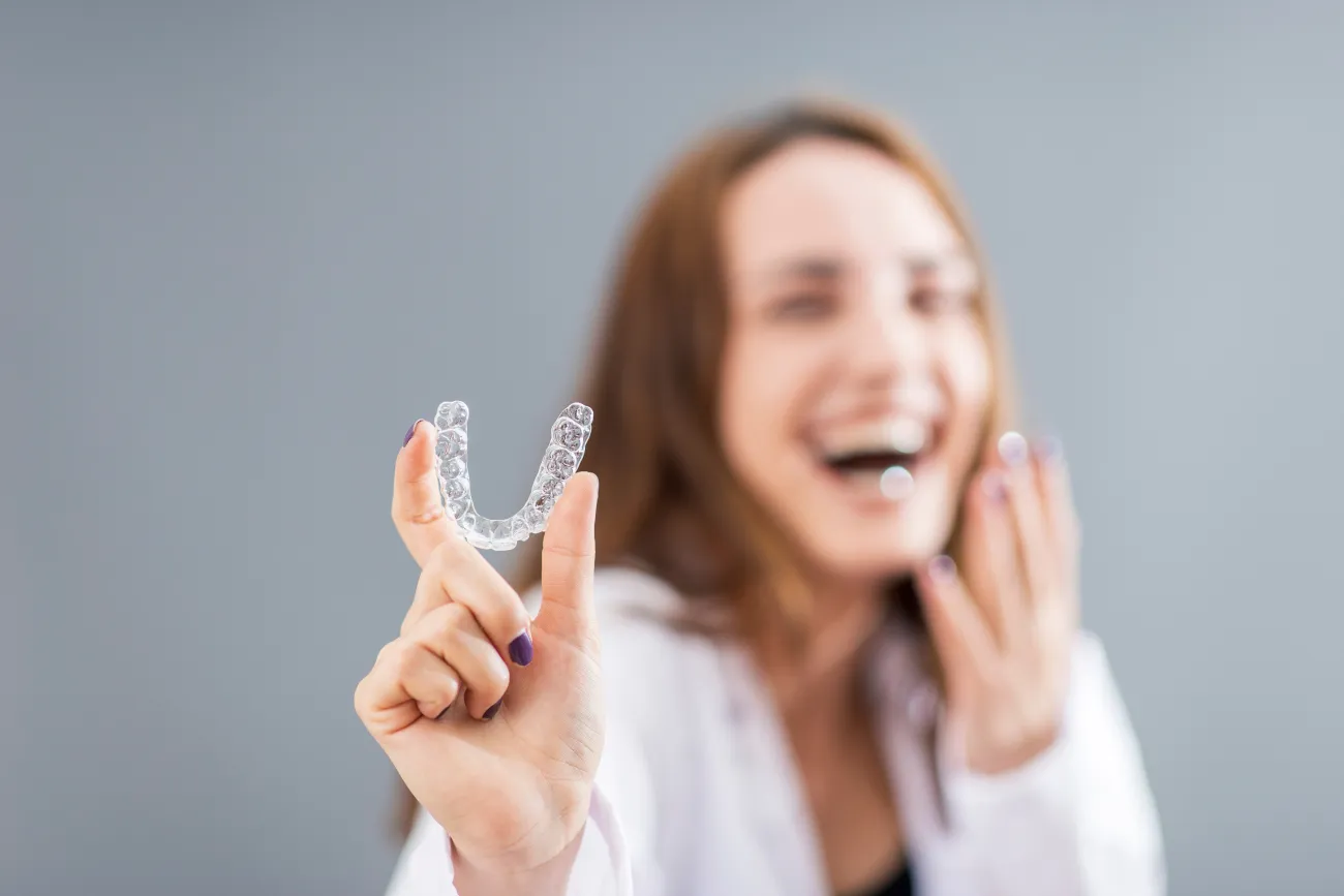 Ultra Affordable Invisalign Alternatives: Straighten Your Teeth For Only $30